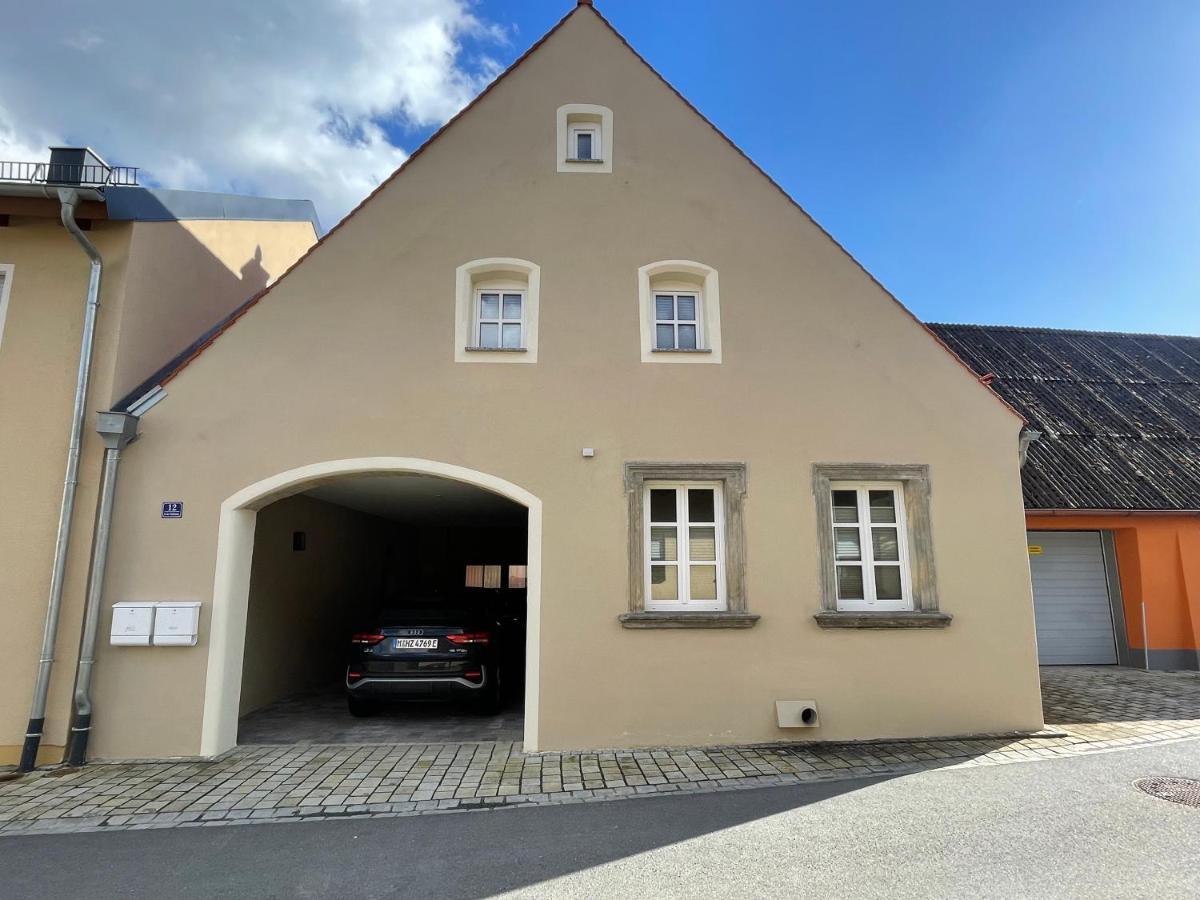 Apartment In Zentraler Lage Mit Privatparkplatz Grafenwohr Zewnętrze zdjęcie